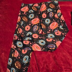 CVG Colorful Donut Print XL Leggings